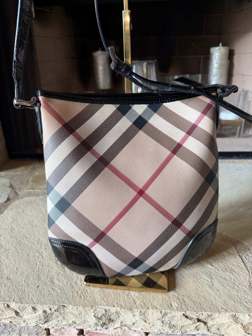 Burberry Hay Market Check Crossbody with Black Patent Trim - Picture 3 of 7